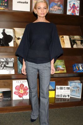 Cliquer pour voir l'image en taille réelle